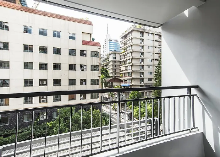 Hotel Dazzle Sukhumvit 7 Banguecoque